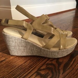 NIB Antelope Wedges size 40